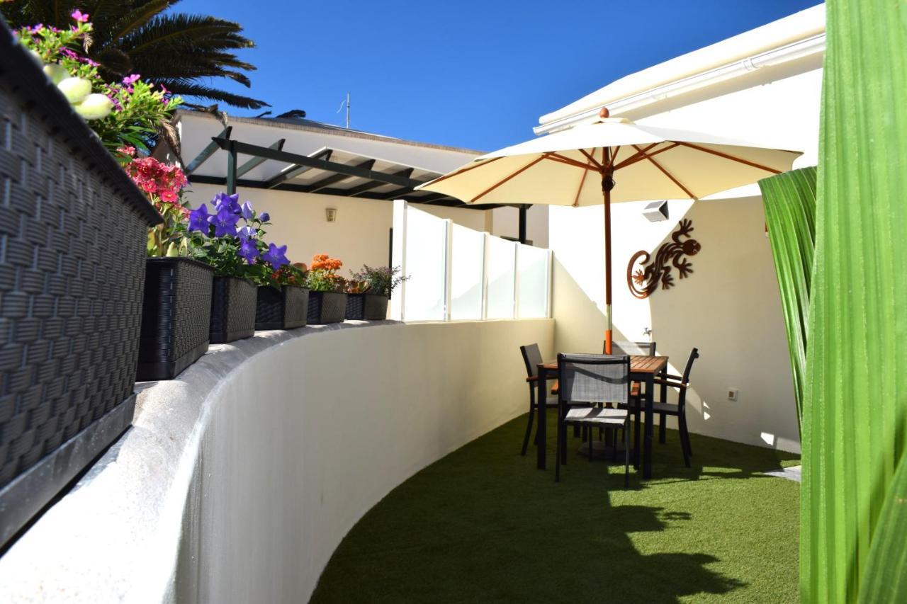 Bungalow La Palmera - 2 Bedroom - Playa Roca Residence Sea Front Access - Pool View - Free Ac - Wifi Costa Teguise Extérieur photo