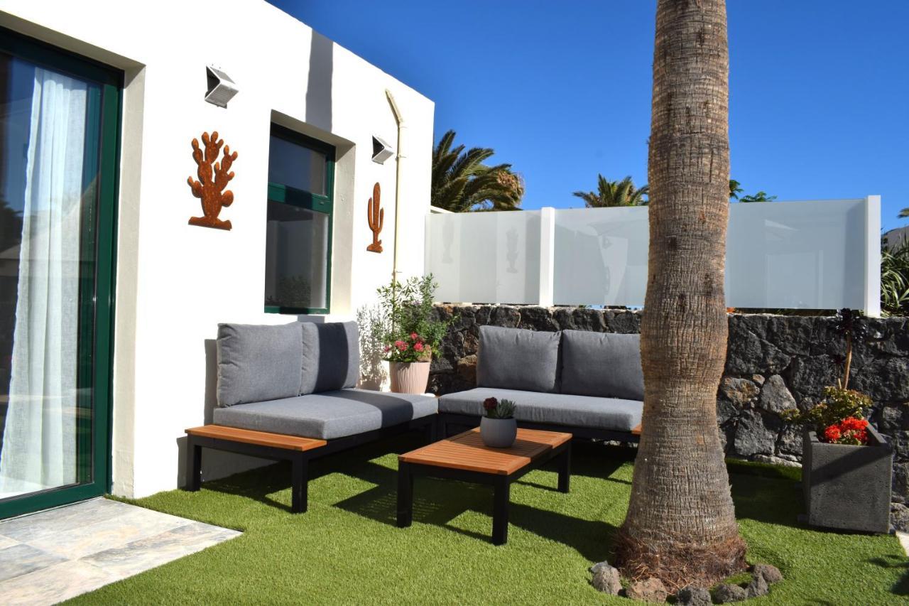 Bungalow La Palmera - 2 Bedroom - Playa Roca Residence Sea Front Access - Pool View - Free Ac - Wifi Costa Teguise Extérieur photo